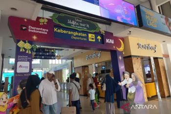 Daop Surabaya sebut tiket KA jarak jauh periode Lebaran masih tersedia