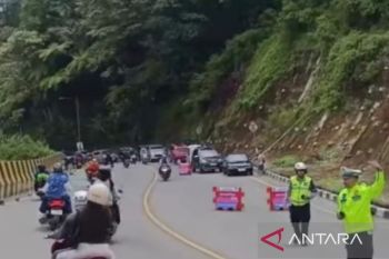 Polres Cianjur lakukan sistem satu arah lebih cepat pada H+4 lebaran