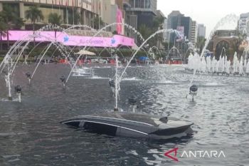 Ini kata polisi penyebab mobil masuk kolam Bundaran HI