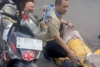 Berangkat kerja, Gubernur Jateng tolong korban kecelakaan