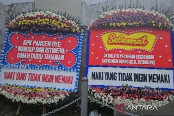 KPK nilai spanduk dan karangan bunga dari MAKI sebagai ekspresi publik