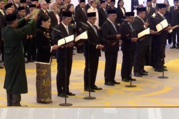 Ekonomi kemarin, penempatan dana SAL Rp100 triliun sampai pelantikan DK OJK