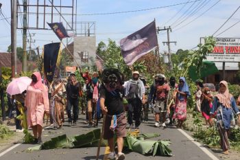 Wabup Lambar sebut Pesta Sekura Cakak Buah perkuat kebersamaan masyarakat