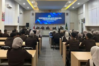 Jaksa dilarang perpanjang libur Lebaran