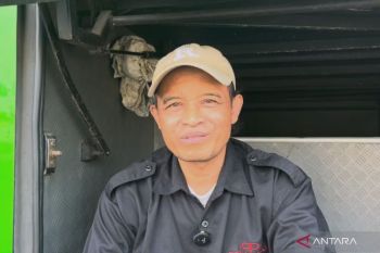 Kisah sopir bus 15 tahun tak Lebaran bersama keluarga demi nafkah
