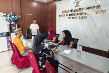 Kemenkum Sulbar buka layanan AHU di masa WFA