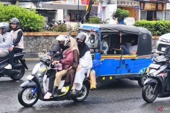 Jalur Pantura Kabupaten Bekasi dipadati pemudik roda dua