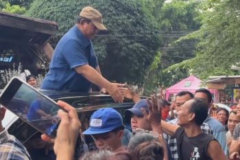Seskab: Presiden spontan meninjau bantaran rel Senen