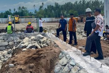 Pembangunan Kampung Nelayan Ampenan tersendat, DKP NTB turun mediasi