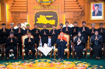 Khofifah inisiasi Perda Masyarakat Adat guna perkuat perlindungan