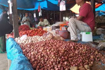 Pemkab Pasaman Barat pastikan stok pangan cukup sampai akhir Maret