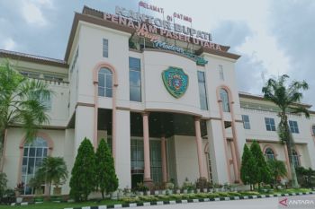 Pelayanan dasar di Penajam tetap normal selama libur Lebaran