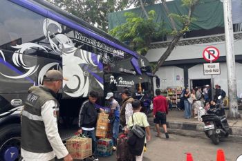Puncak kedatangan di Terminal Bus Tanjung Priok diprediksi Minggu