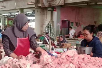 Stok kebutuhan pokok Kota Magelang tetap mencukupi