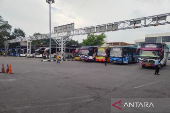 Terminal Leuwipanjang mengevaluasi sistem cek kesehatan selama arus mudik