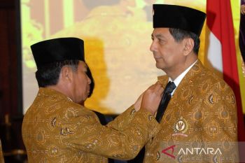 Mengingat kembali Juwono Sudarsono