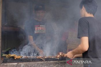 Pedagang Sate Maranggi Purwakarta naik omzet di libur Lebaran 2026