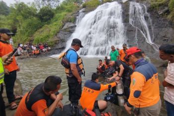 BPBD Jepara temukan dua korban tenggelam di Air Terjun Watu Bobot kondisi meninggal dunia