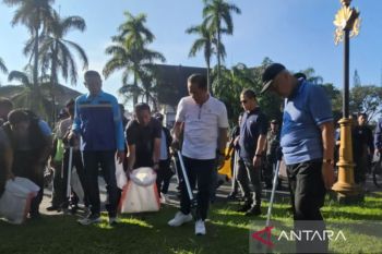 Menteri LH minta kepala daerah pastikan masalah sampah selesai di 2029