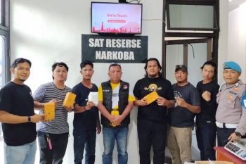 Polres Belitung kembali temukan empat paketan sabu di Pulau Ulat Bulu