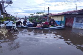 Pemkot Pekalongan informasikan 254 warga masih bertahan di pengungsian