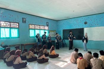Mahasiswa KKN DIK UMS hadirkan metode Fun Learning untuk atasi kendala Bahasa Inggris