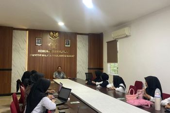 Pemahaman masyarakat Sulbar tentang KI perlu ditingkatkan