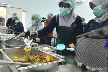 Hari pertama MBG pascalibur Lebaran, SPPG Kemayoran layani 3.298 porsi