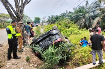 Wakil Ketua DPRD Bengkalis terlibat kecelakaan