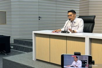 KPK menduga Ketum Kesthuri Asrul Aziz memberi 406.000 dolar AS ke Gus Alex