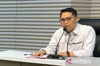 KPK: Direktur Maktour-Ketum Kesthuri aktif minta kuota haji tambahan