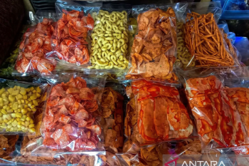 Keripik Sanjai Bukittinggi laris manis selama Libur Lebaran 2026