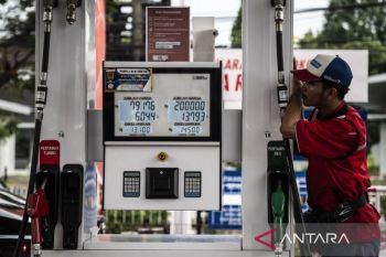 Menko Airlangga pastikan stok BBM aman, stabilitas fiskal terjaga