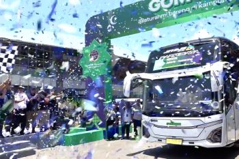 Menko AHY lepas 4.000 mitra pengemudi ojol dalam program GoMudik