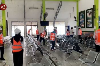 Pelindo Kendari benahi fasilitas pelabuhan jelang arus mudik 2026