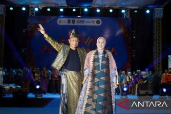 Riuh event menenun wisata