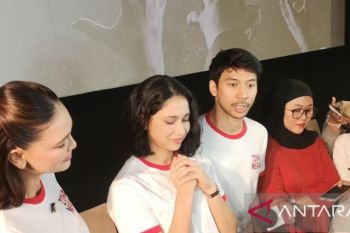 Persiapan Aghniny Haque dan Andri Mashadi berperan dalam "Zona Merah"