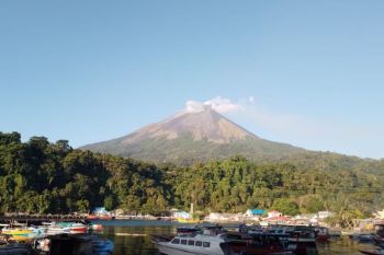 Pemkab Sitaro terbitkan imbauan ke camat terkait aktivitas Gunung Karangetang
