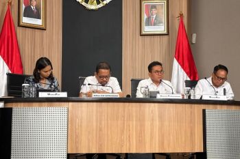 Mendag pastikan cari sumber alternatif bahan baku produksi plastik