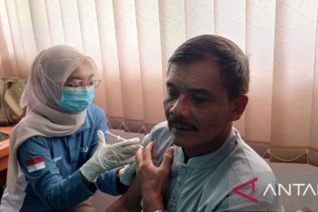 Dinkes Kota Kediri fasilitasi vaksin polio untuk jamaah calon haji