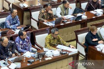 Wadirut KAI pastikan ganguan jalur longsor di wilayah Bandung teratasi