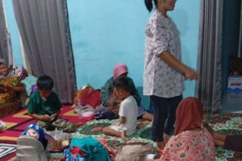 100 KK mengungsi dampak banjir di Agam sudah kembali ke rumahnya