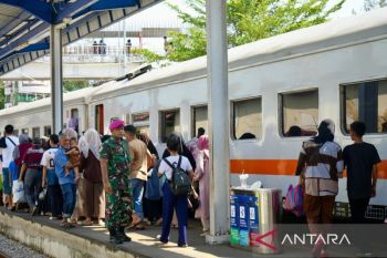 KAI catat kenaikan jumlah penumpang 11 persen selama Lebaran