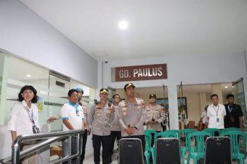 Polrestro Jakbar memastikan Misa Kamis Putih di 33 gereja aman