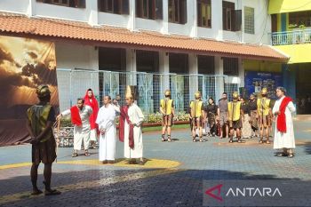 Jemaat maknai pengorbanan Yesus lewat Visualisasi Jalan Salib