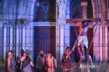 Katedral Jakarta ajak umat cinta wastra Nusantara pada perayaan Paskah