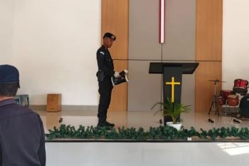 Brimob Sultra sterilikan 15 gereja jelang perayaan Paskah di Kendari
