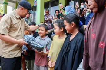 Pemprov Jateng pastikan layanan dasar bagi korban banjir Demak terpenuhi