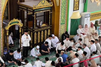 Warga Palembang padati Masjid Taqwa doakan 40 hari wafatnya Alex Noerdin