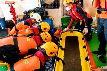 SAR evakuasi penumpang kapal darurat medis di perairan Bintan